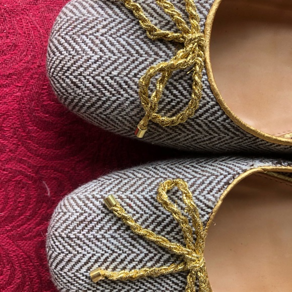 Like New Tweed Flats with Gold - Made in Brazil- Lilly Pulitzer - Size 10M - Picture 4 of 5